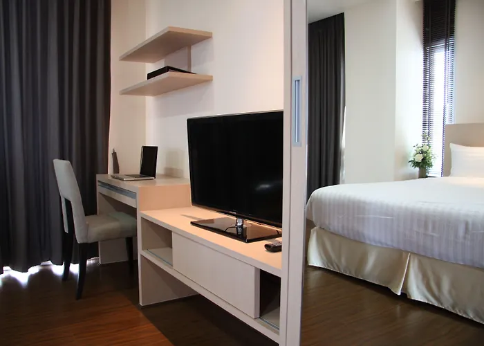 Aparthotel Park Village Rama Ii 4*