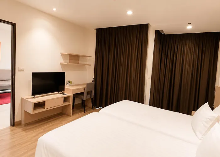 Aparthotel Park Village Rama Ii