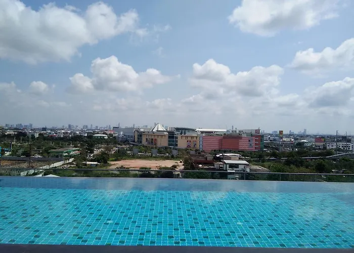 Aparthotel Park Village Rama Ii